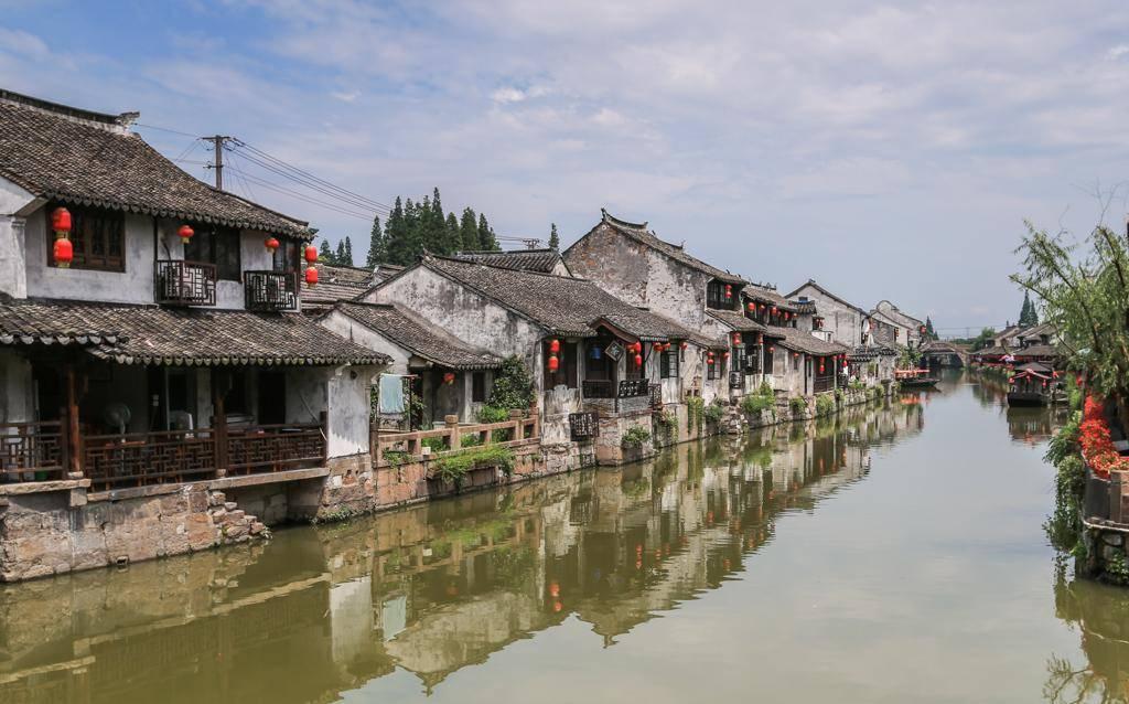 气温走“下坡路”，风寒效应显著，做好防寒保暖措施